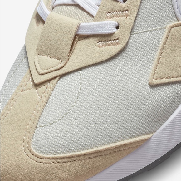 Nike Air Max Pre-Day - Picture 7 of 16